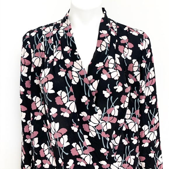 BOGO Ann Taylor Loft Purple Black Floral Blouse - Picture 3 of 6